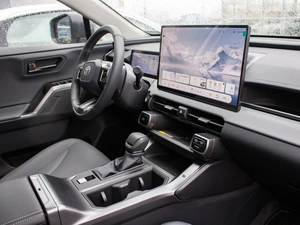 Внедорожник Toyota RAV4 2026 года, 4769000 рублей, Петрозаводск