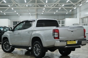 Пикап Mitsubishi L200 2021 года, 2819000 рублей, Омск