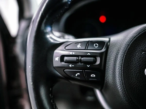 Седан Kia Rio 2018 года, 1495000 рублей, Красноярск