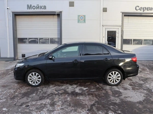 Седан Toyota Corolla 2011 года, 1020000 рублей, Железногорск