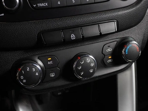 Хетчбэк Kia Ceed 2013 года, 999000 рублей, Воронеж