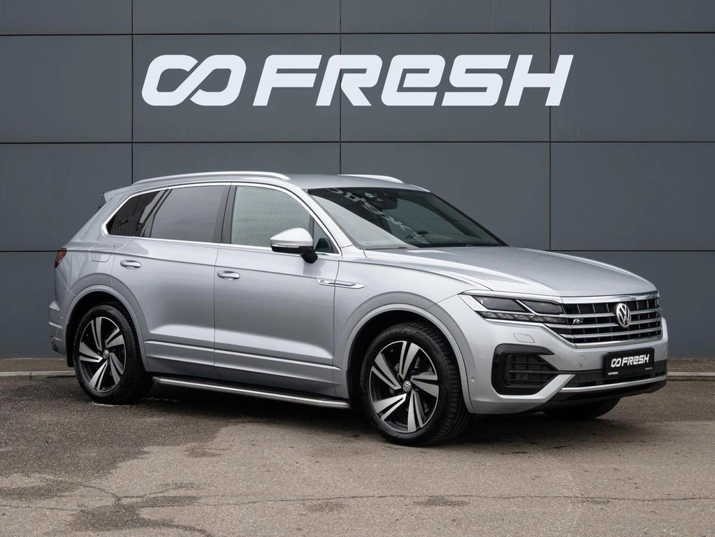 Внедорожник Volkswagen Touareg 2018 года, 5100000 рублей, Краснодар