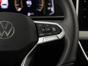 Внедорожник Volkswagen Tiguan L 2024 года, 4249999 рублей, Москва