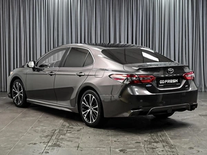Седан Toyota Camry 2018 года, 2380000 рублей, Ставрополь