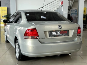 Седан Volkswagen Polo 2012 года, 697000 рублей, Солонцы