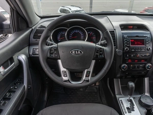 Внедорожник Kia Sorento 2010 года, 1299000 рублей, Саратов