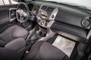 Внедорожник Toyota RAV4 2007 года, 1299000 рублей, Томск