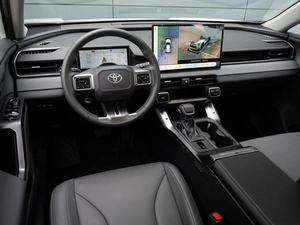 Внедорожник Toyota RAV4 2026 года, 5050000 рублей, Краснодар