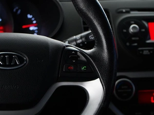 Хетчбэк Kia Picanto 2012 года, 1077077 рублей, Москва