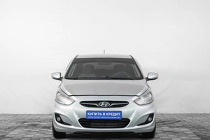 Хетчбэк Hyundai Solaris 2012 года, 729000 рублей, Кемерово