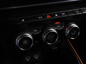 Внедорожник Renault Duster 2021 года, 1919000 рублей, Воронеж