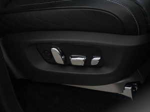 Внедорожник Rolls-Royce Cullinan 2019 года, 30550090 рублей, Москва