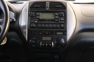 Внедорожник Toyota RAV4 2004 года, 949000 рублей, Омск