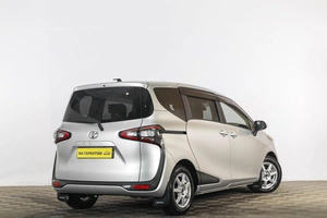 Минивэн Toyota Sienta 2016 года, 1469000 рублей, Тюмень