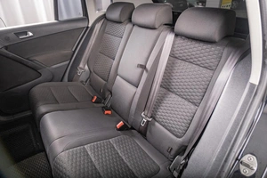Внедорожник Volkswagen Tiguan 2010 года, 1099000 рублей, Томск