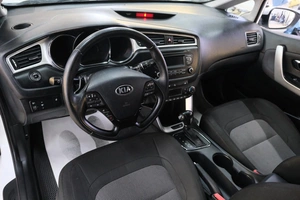 Хетчбэк Kia Ceed 2017 года, 1289000 рублей, Омск