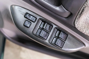 Седан Toyota Platz 2000 года, 499000 рублей, Новокузнецк