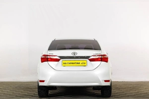 Седан Toyota Corolla 2013 года, 1119000 рублей, Тюмень