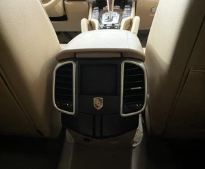 Внедорожник Porsche Cayenne 2013 года, 2497000 рублей, Солонцы