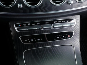 Седан Mercedes-benz E-класс 2020 года, 4269000 рублей, Тюмень