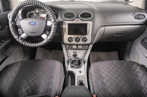 Хетчбэк Ford Focus 2010 года, 599000 рублей, Томск
