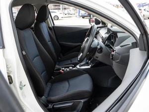 Хетчбэк Mazda Demio 2015 года, 990000 рублей, Краснодар