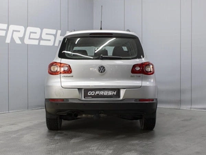 Внедорожник Volkswagen Tiguan 2009 года, 985000 рублей, Омск