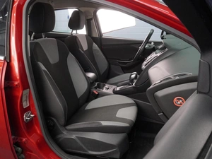 Седан Ford Focus 2013 года, 989000 рублей, Воронеж