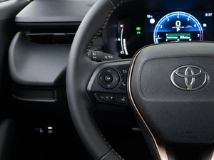 Внедорожник Toyota Corolla Cross, I Рестайлинг 2025 года, 3934900 рублей, Москва