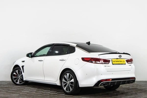 Седан Kia Optima 2018 года, 2299000 рублей, Сургут
