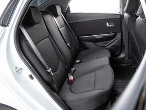 Седан Kia Rio 2013 года, 961900 рублей, Волгоград