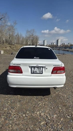 Седан Toyota Carina 2000 года, 495000 рублей, Красноярск