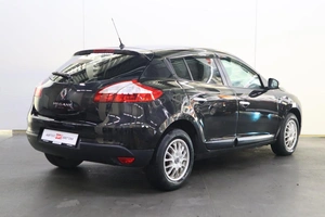 Хэтчбек Renault Megane 2010 года, 725000 рублей, Брянск