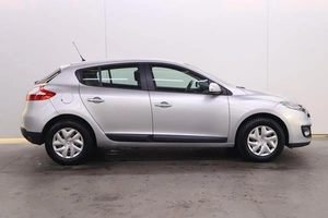 Хэтчбек Renault Megane 2012 года, 800000 рублей, Брянск