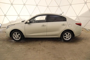 Седан Kia Rio 2017 года, 1400000 рублей, Обнинск