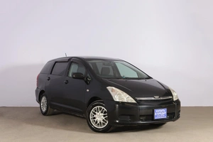 Минивэн Toyota Wish 2004 года, 699000 рублей, Новосибирск