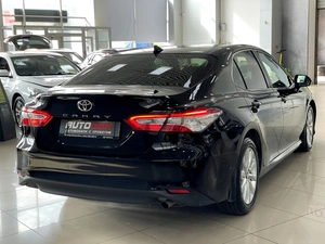 Седан Toyota Camry 2019 года, 2187000 рублей, Солонцы
