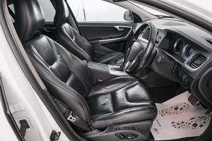 Седан Volvo S60 2013 года, 1359000 рублей, Красноярск