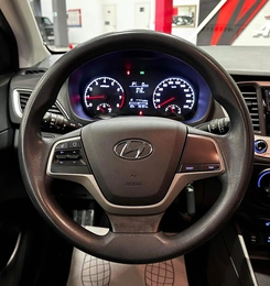 Седан Hyundai Solaris 2017 года, 1280000 рублей, Красноярск