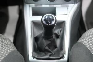 Хетчбэк Opel Astra 2014 года, 649000 рублей, Омск