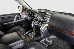 Внедорожник Toyota Land Cruiser 2012 года, 3339000 рублей, Пермь