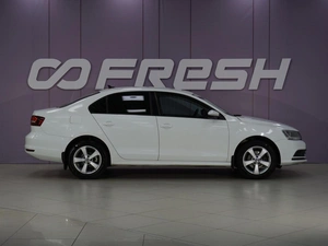 Седан Volkswagen Jetta 2017 года, 1199999 рублей, Тверь