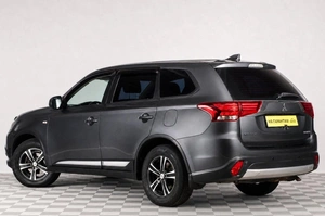 Внедорожник Mitsubishi Outlander 2018 года, 1729000 рублей, Челябинск