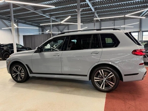 Внедорожник BMW X7 2022 года, 11700000 рублей, Павловская Слобода
