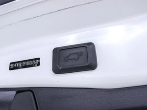 Внедорожник Toyota RAV4 2021 года, 3895000 рублей, Красноярск