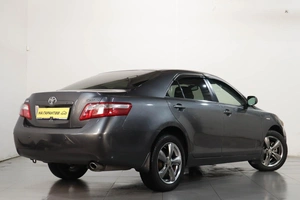 Седан Toyota Camry 2007 года, 979000 рублей, Челябинск