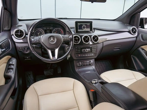 Хетчбэк Mercedes-benz B-класс 2013 года, 1148070 рублей, Краснодар
