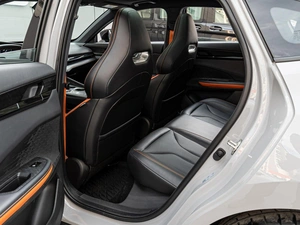 Лифтбек Changan UNI-V 2024 года, 2375000 рублей, Краснодар