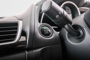 Хетчбэк Mazda Axela 2014 года, 1399000 рублей, Красноярск