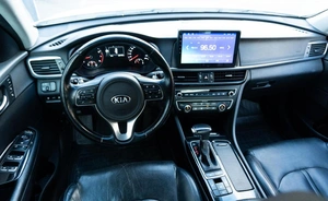 Седан Kia Optima 2017 года, 1699000 рублей, Кропоткин